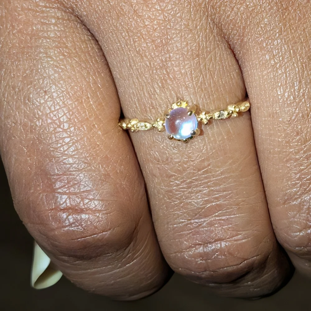 Women's Stunning S925 Golden Sunset Moonstone Color Changing Promise Ring Sz 8